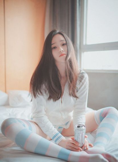 商务旅行戴绿帽子女老板同房_DVD高清完整版播放