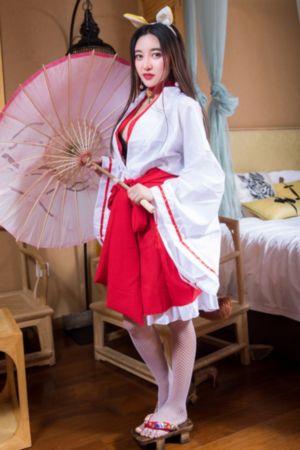 另类激情在线_JVID性感写真
