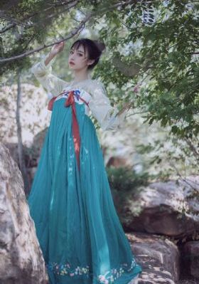 熟悉的她电视剧免费观看_1080P免费观看视频